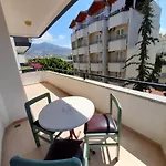 Agora Boutique *