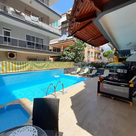 Agora Boutique