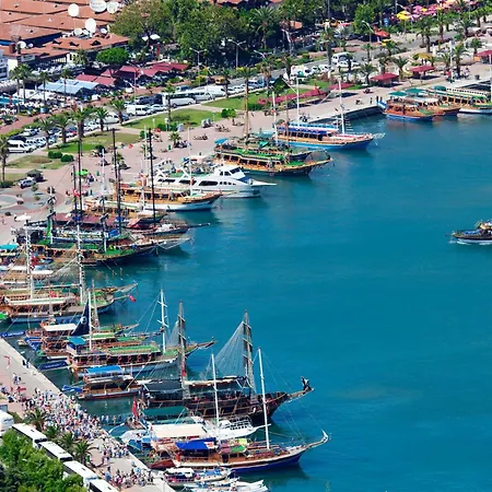 Lejlighedshotel Agora Boutique 2*
